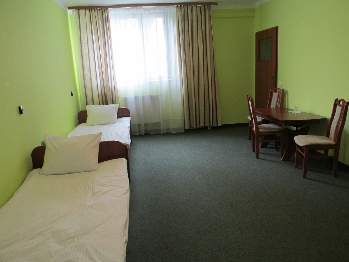 Отель Hotel Podkarpacki Boguchwała-14