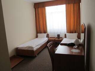 Отель Hotel Podkarpacki Boguchwała Двухместный номер с 2 отдельными кроватями-4